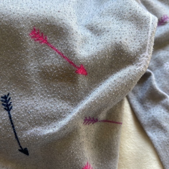 Cat & Jack Matching Pajama Set size Small - Picture 8 of 9